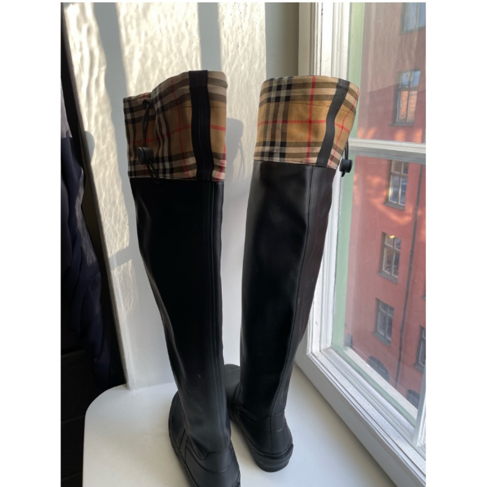 Authentic Burberry Wellington boots 37 EU